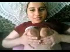 Jizzing between my Arab girlfriend's wazoo cheeks